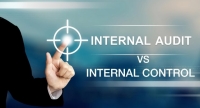 ما الفرق بين الرقابة الداخلية والتدقيق الداخلي ؟