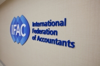 ملخص صادر عن الإتحاد الدولي للمحاسبين "اعتبارات إعداد التقارير المالية في ظل كورونا"