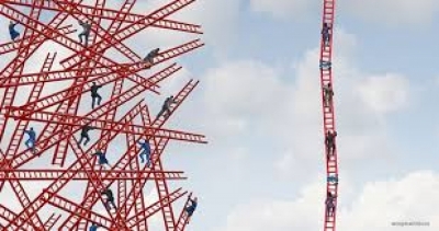 خمس نصائح للتعامل مع مدير يعيقك و يعيق نجاحك و تطورك