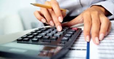 «المالية العمانية»: إجراءات تنظيمية وراء تأجيل تطبيق الضريبة المضافة
