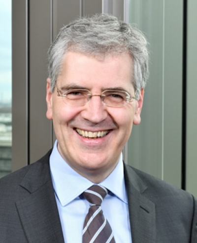 تعرف علي رئيس مجلس معايير المحاسبة الدولية القادم