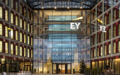 ارنست اند يونج EY تقوم بإنشاء حل blockchain للتحدي الضريبي العالمي