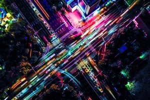 تطلق EY أكثر من 20 إمكانات تقنية Assurance جديدة مدعومة من تحالف Microsoft في السنة الأولى من برنامج الاستثمار